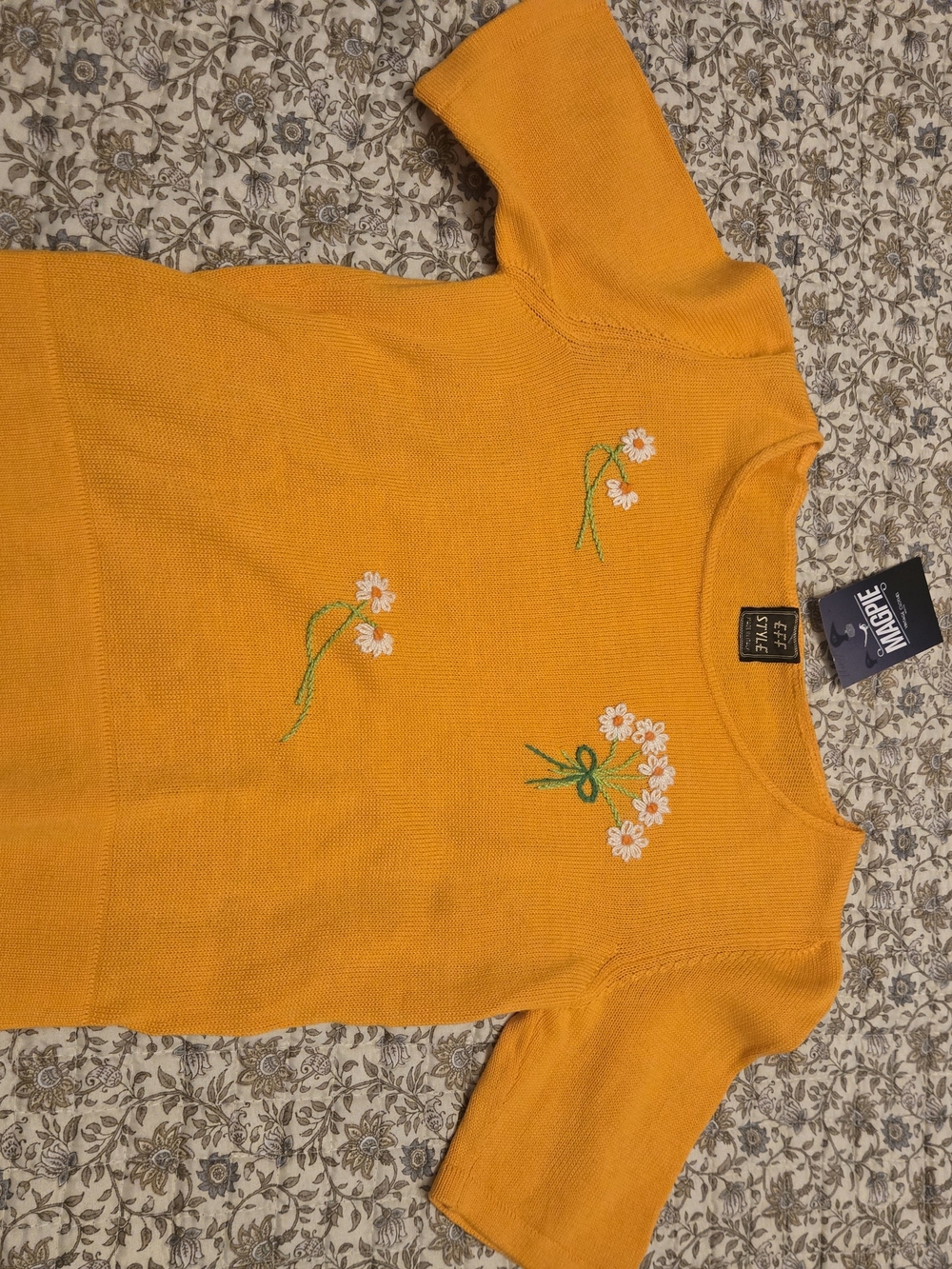 Vintage ITALIAN Orange Floral Embroidered Short-Sleeve Sweater SMALL